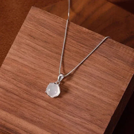 Collares Con Colgante Luxury White Round Pendant Necklaces Women Fashion Jewelry Choker Clavicle Chain Short Charm Necklace